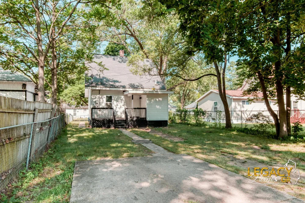 2232 5th Street Muskegon Heights City, MI 49444