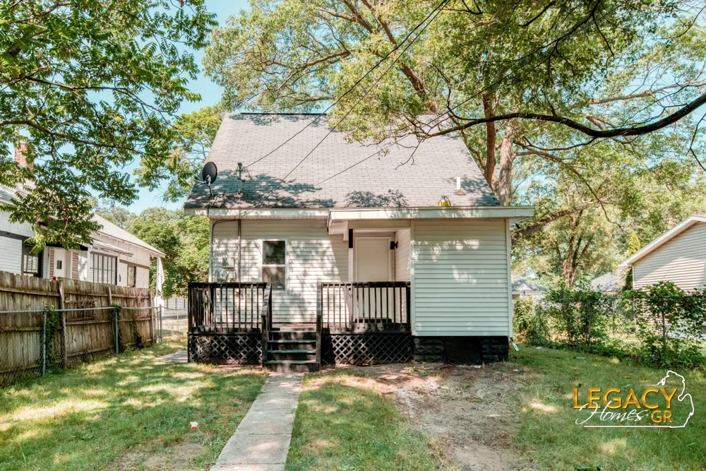 2232 5th Street Muskegon Heights City, MI 49444