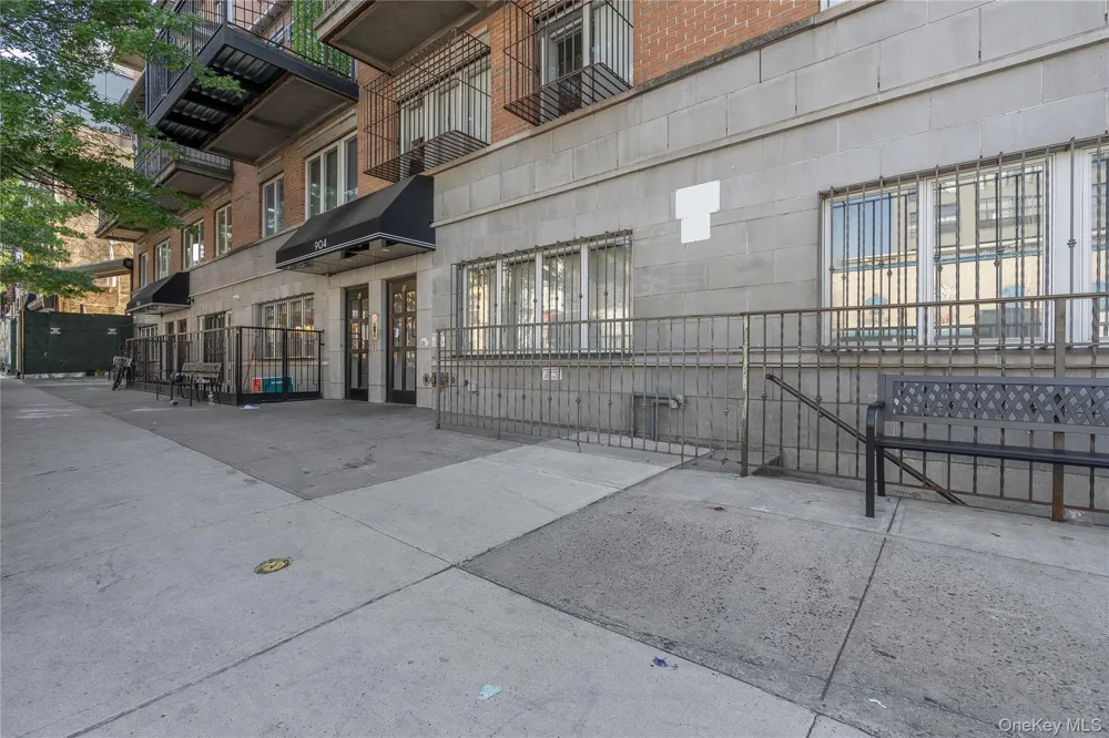 904 Bedford Avenue #1A Brooklyn, NY 11205