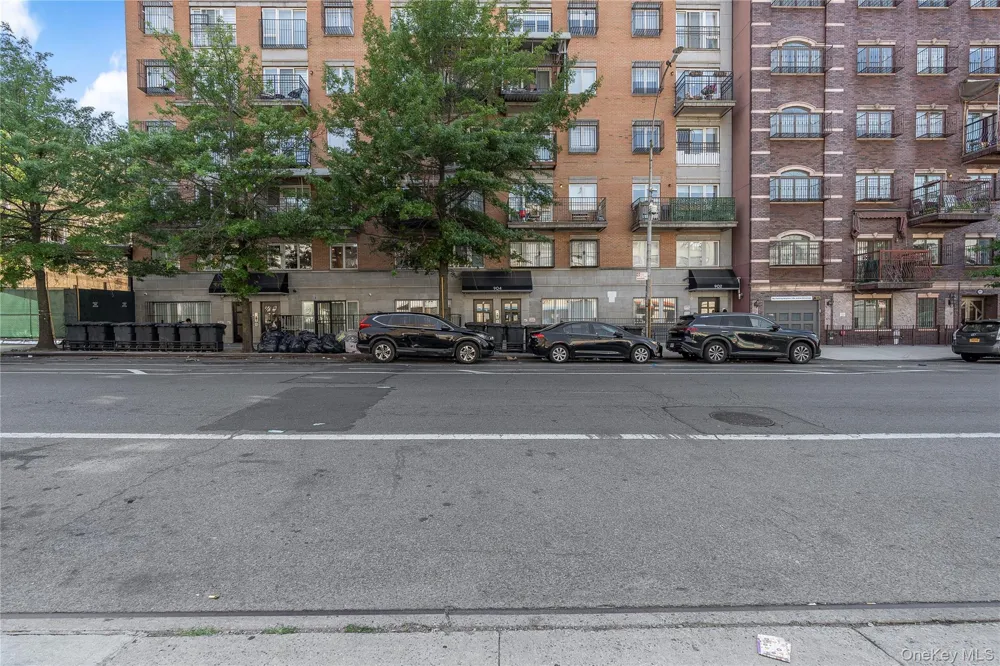 904 Bedford Avenue #1A Brooklyn, NY 11205
