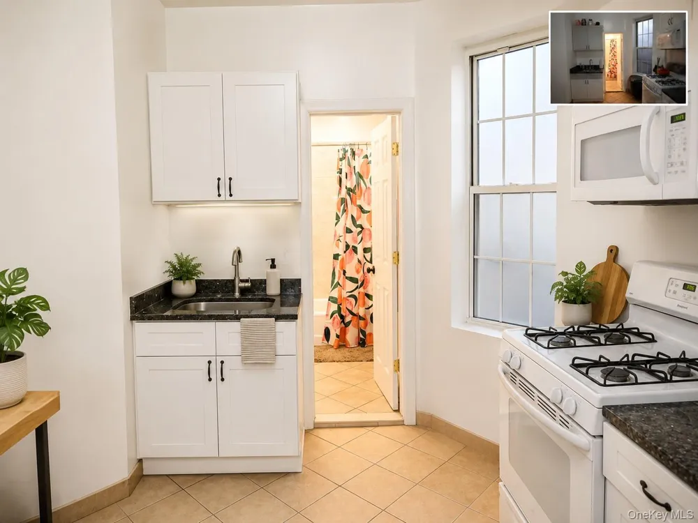 326 E 93rd Street New York (Manhattan), NY 10128