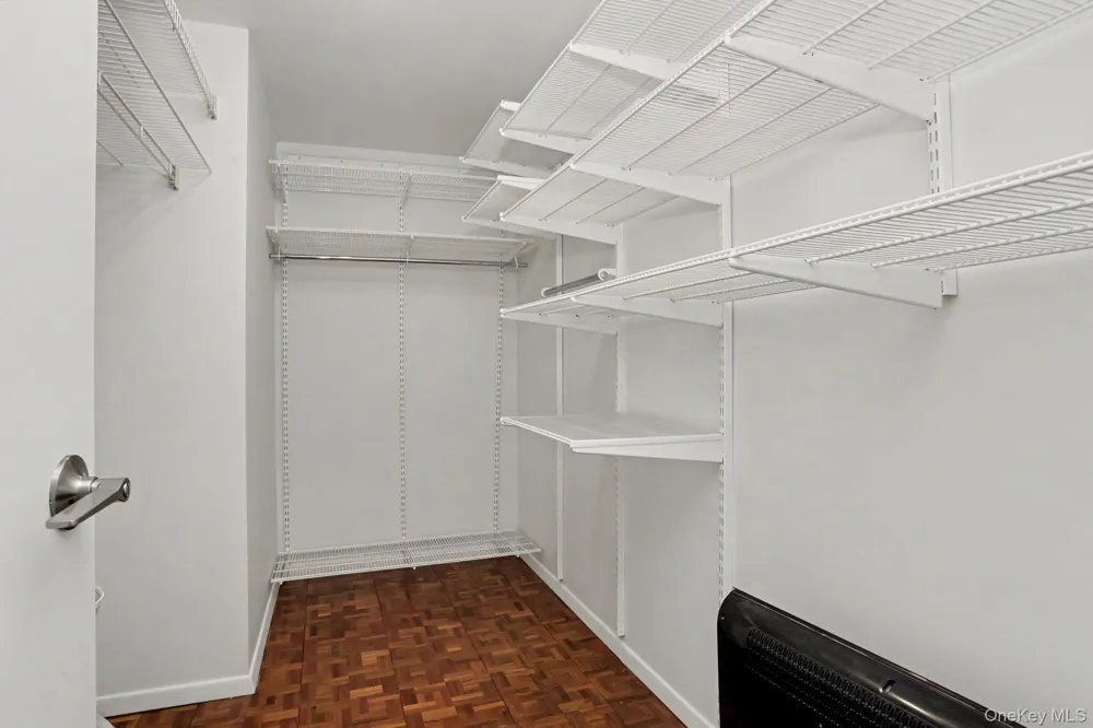 18 Shady Glen Court #403 New Rochelle, NY 10805