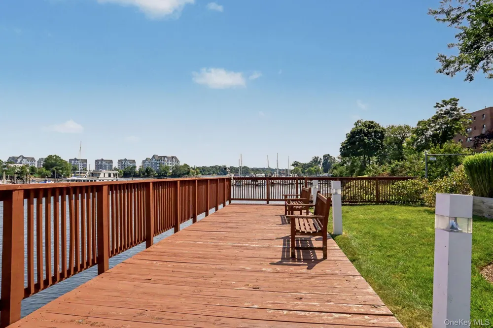 18 Shady Glen Court #403 New Rochelle, NY 10805