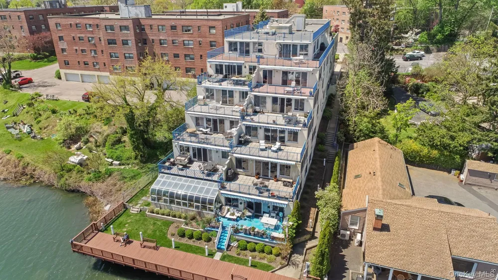 18 Shady Glen Court #403 New Rochelle, NY 10805