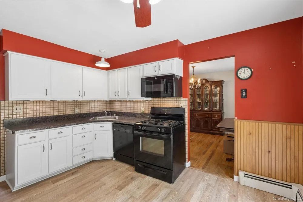 49 Old Town Lane Huntington, NY 11743