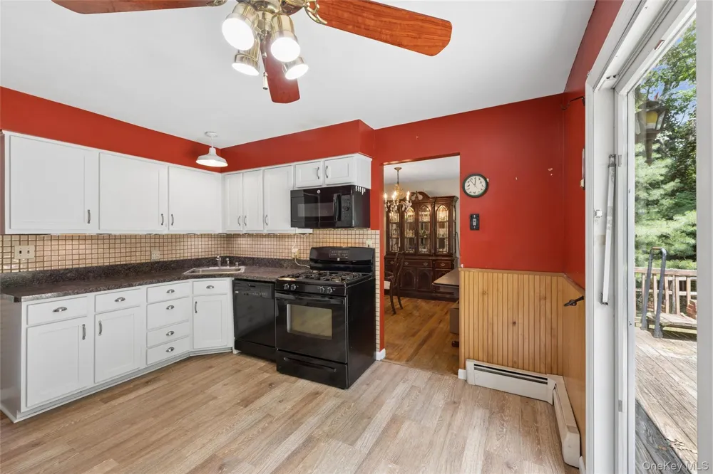 49 Old Town Lane Huntington, NY 11743