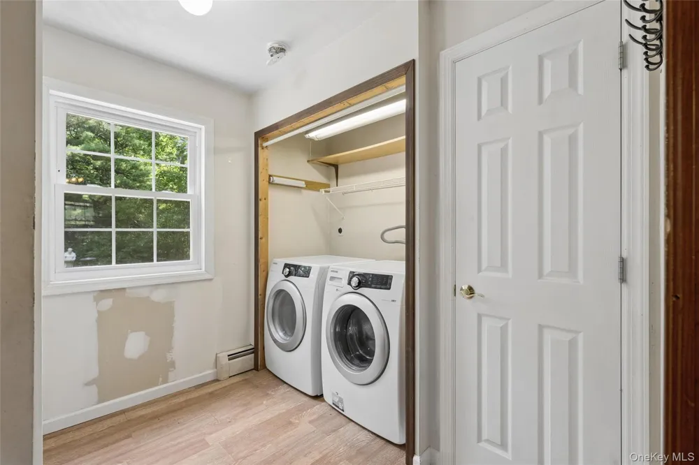49 Old Town Lane Huntington, NY 11743