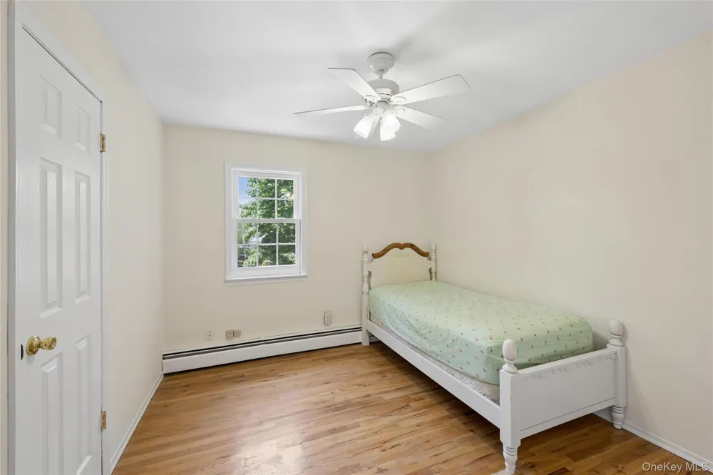 49 Old Town Lane Huntington, NY 11743