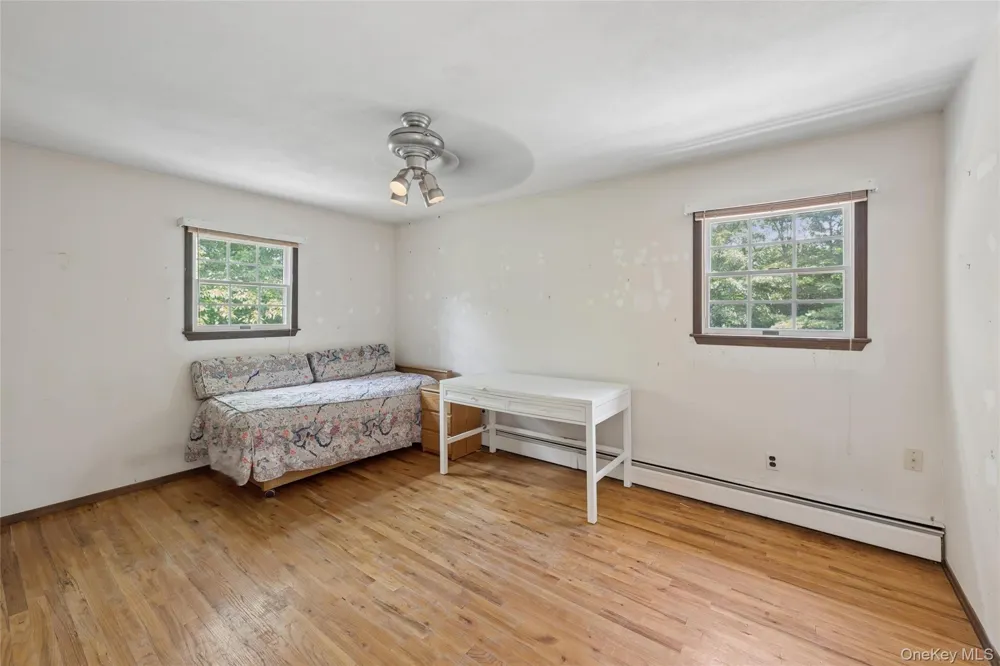 49 Old Town Lane Huntington, NY 11743