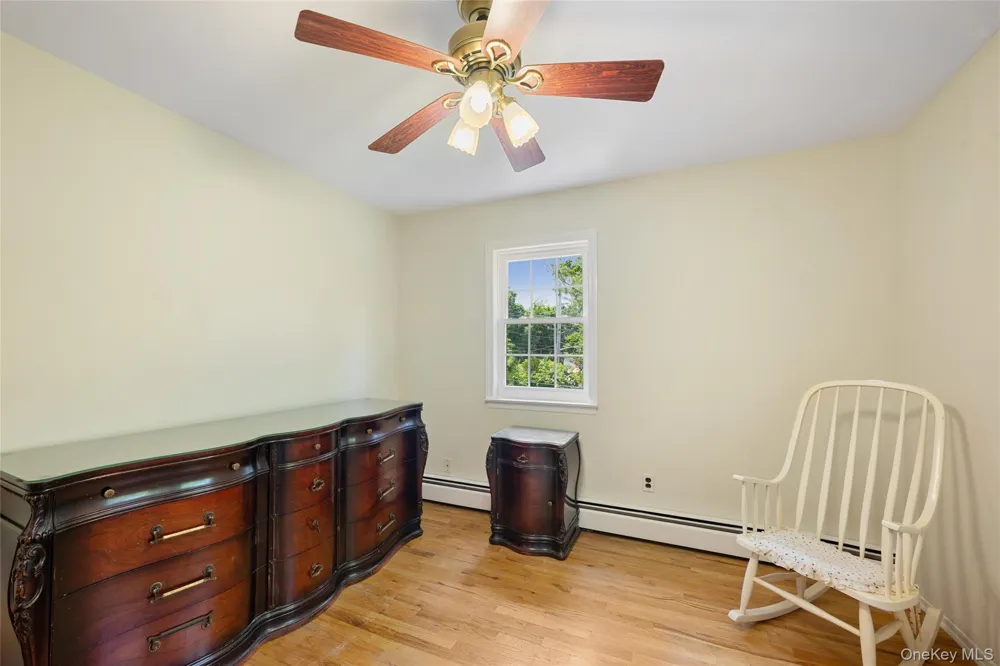 49 Old Town Lane Huntington, NY 11743