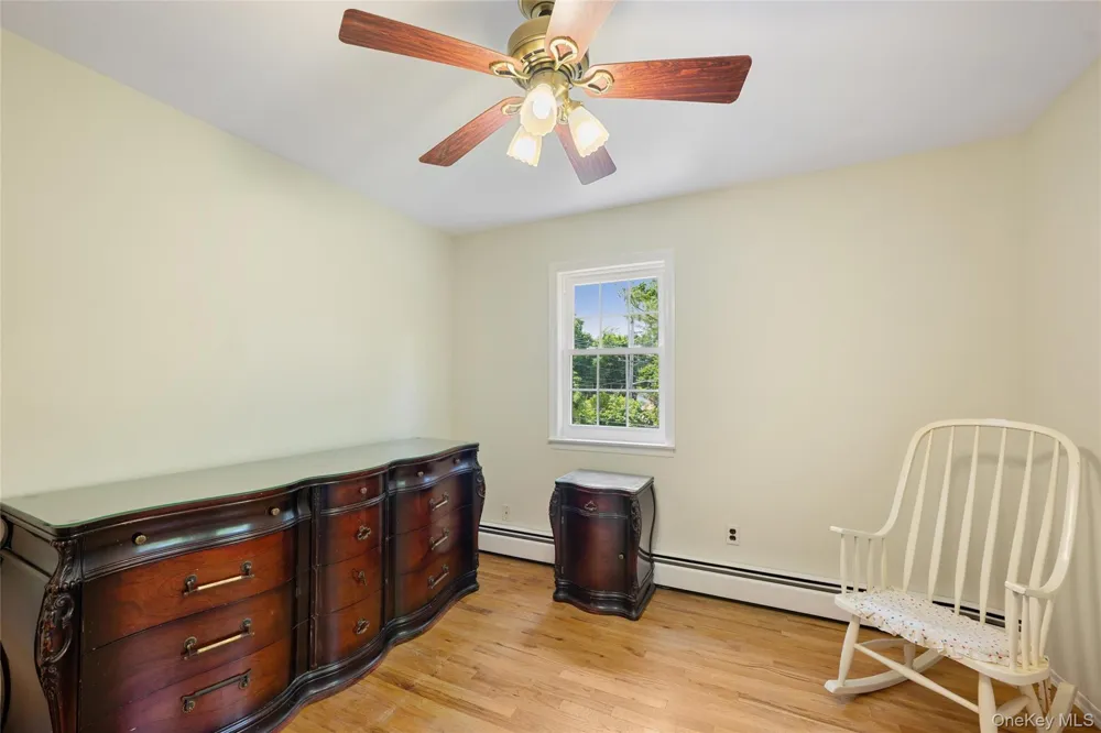 49 Old Town Lane Huntington, NY 11743