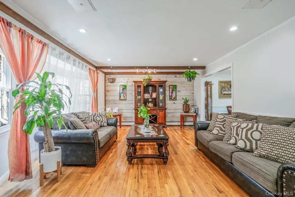 3 Otsego Avenue Dix Hills, NY 11746