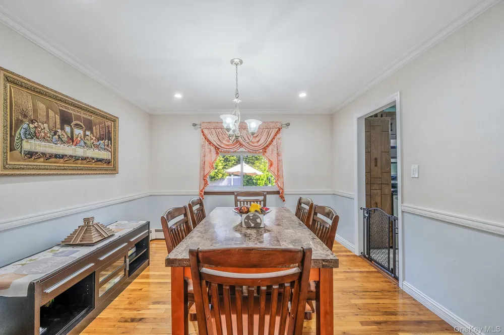 3 Otsego Avenue Dix Hills, NY 11746