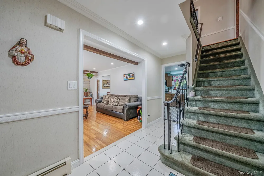 3 Otsego Avenue Dix Hills, NY 11746