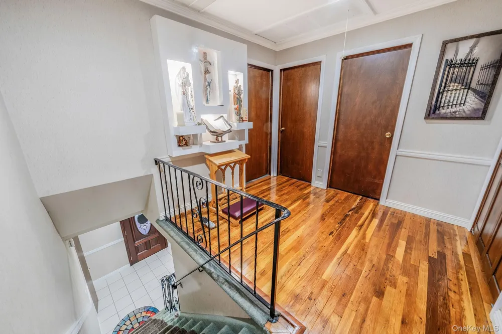 3 Otsego Avenue Dix Hills, NY 11746