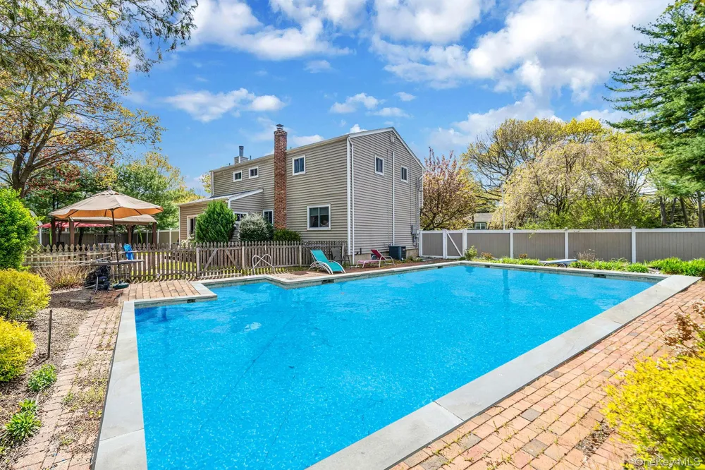 3 Otsego Avenue Dix Hills, NY 11746