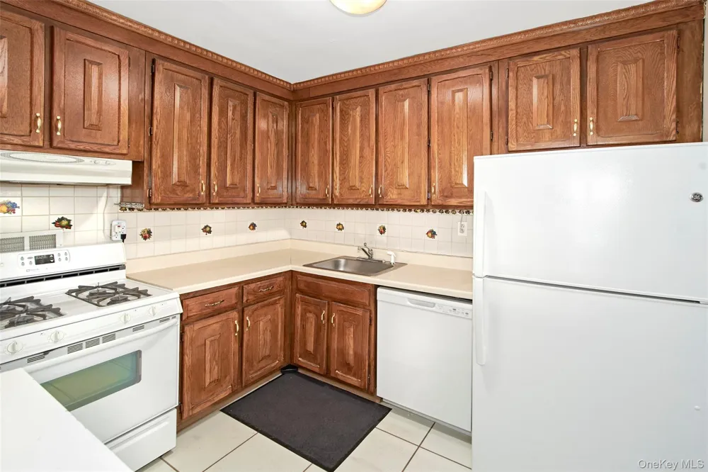 360 Westchester Avenue #314 Port Chester, NY 10573
