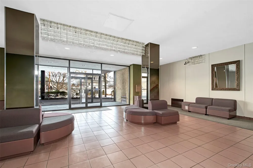 360 Westchester Avenue #314 Port Chester, NY 10573