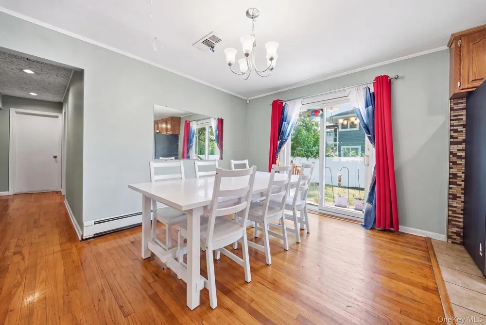 32 Lake Avenue Deer Park, NY 11729