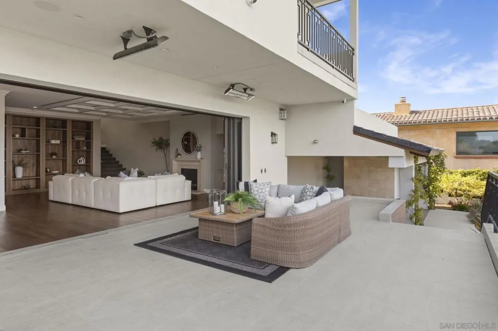 13995 Mira Montana Dr Del Mar, CA 92014