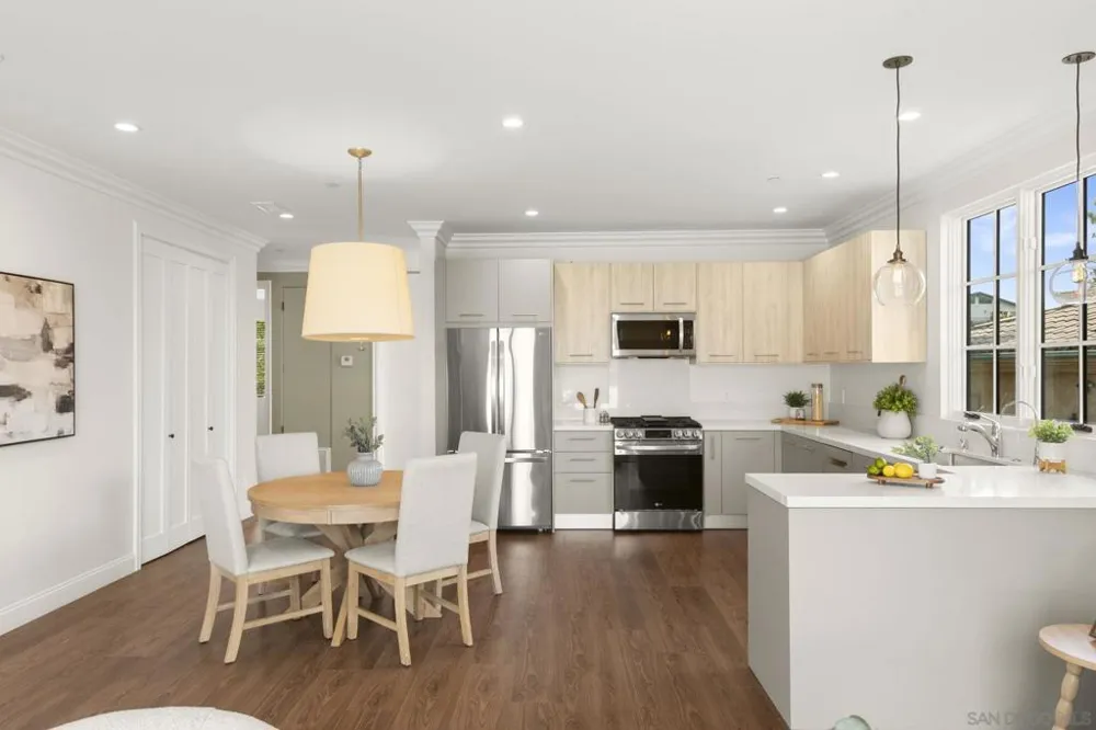 13995 Mira Montana Dr Del Mar, CA 92014