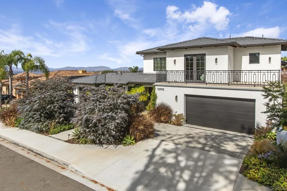 13995 Mira Montana Dr Del Mar, CA 92014