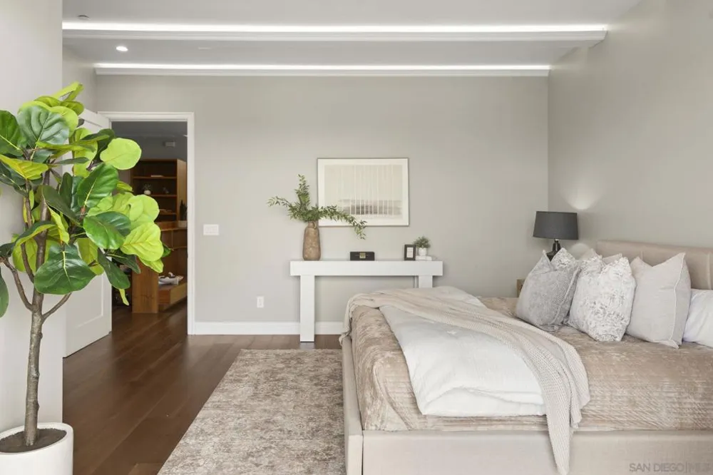 13995 Mira Montana Dr Del Mar, CA 92014