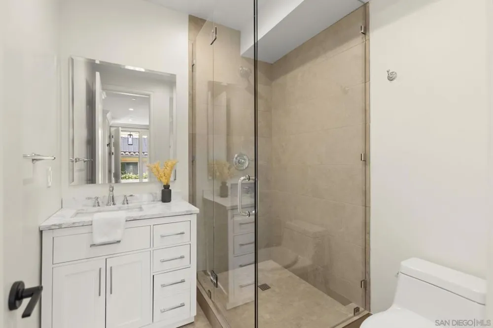 13995 Mira Montana Dr Del Mar, CA 92014