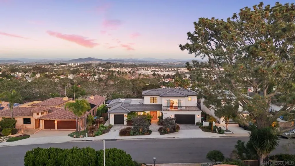 13995 Mira Montana Dr Del Mar, CA 92014