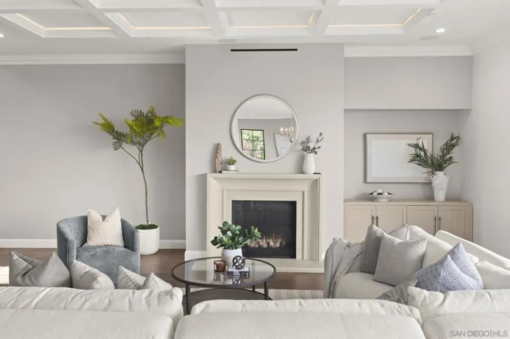 13995 Mira Montana Dr Del Mar, CA 92014