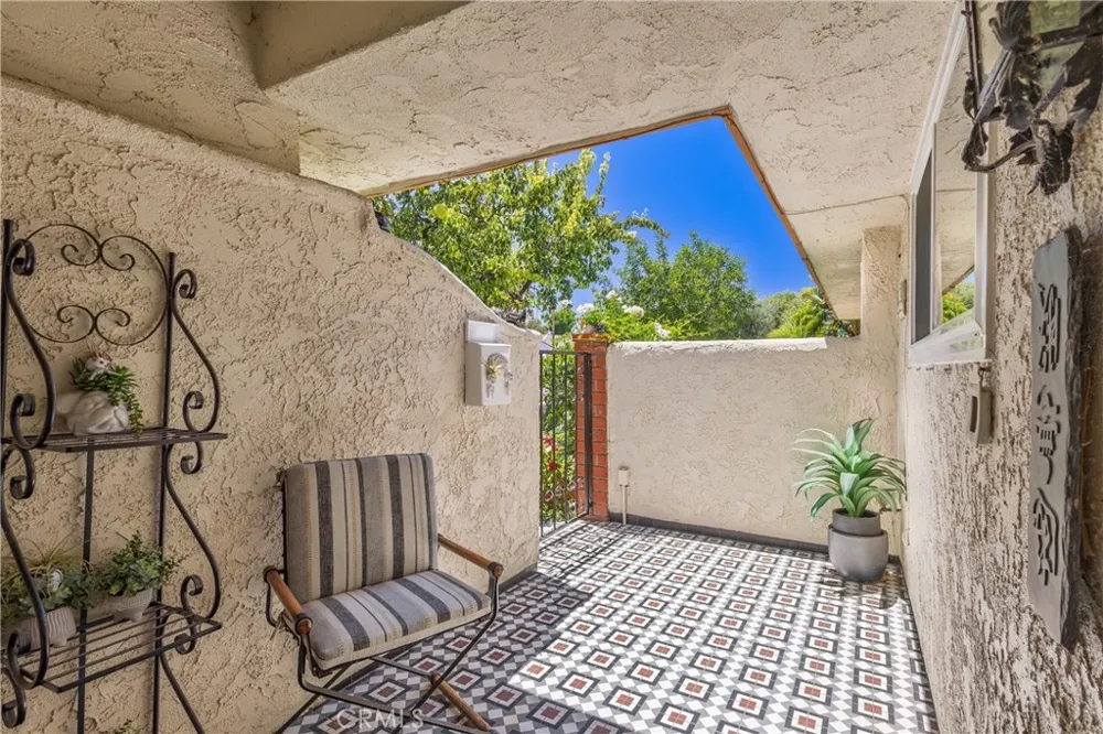 4100 Lake Harbor Lane Westlake Village, CA 91361