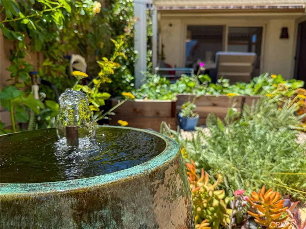 4100 Lake Harbor Lane Westlake Village, CA 91361