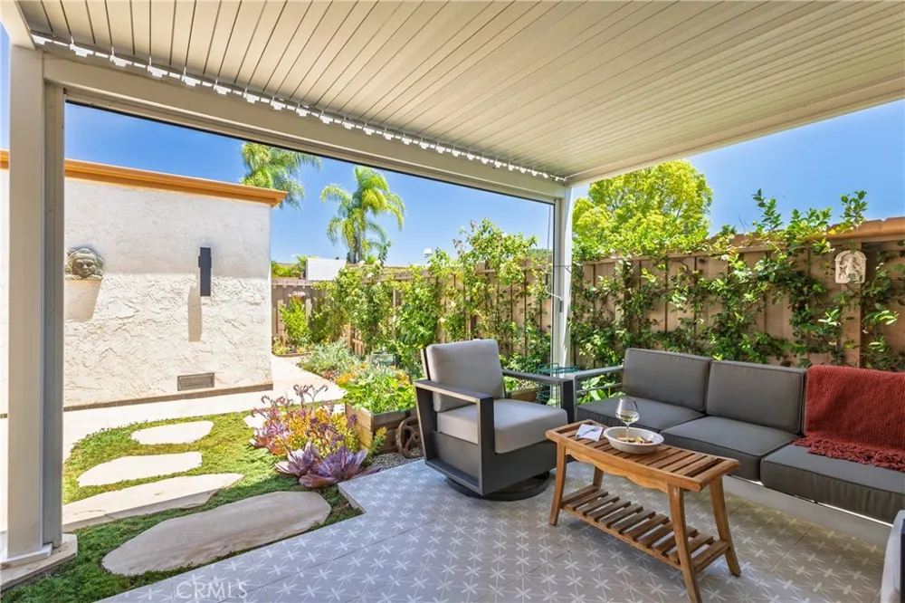 4100 Lake Harbor Lane Westlake Village, CA 91361
