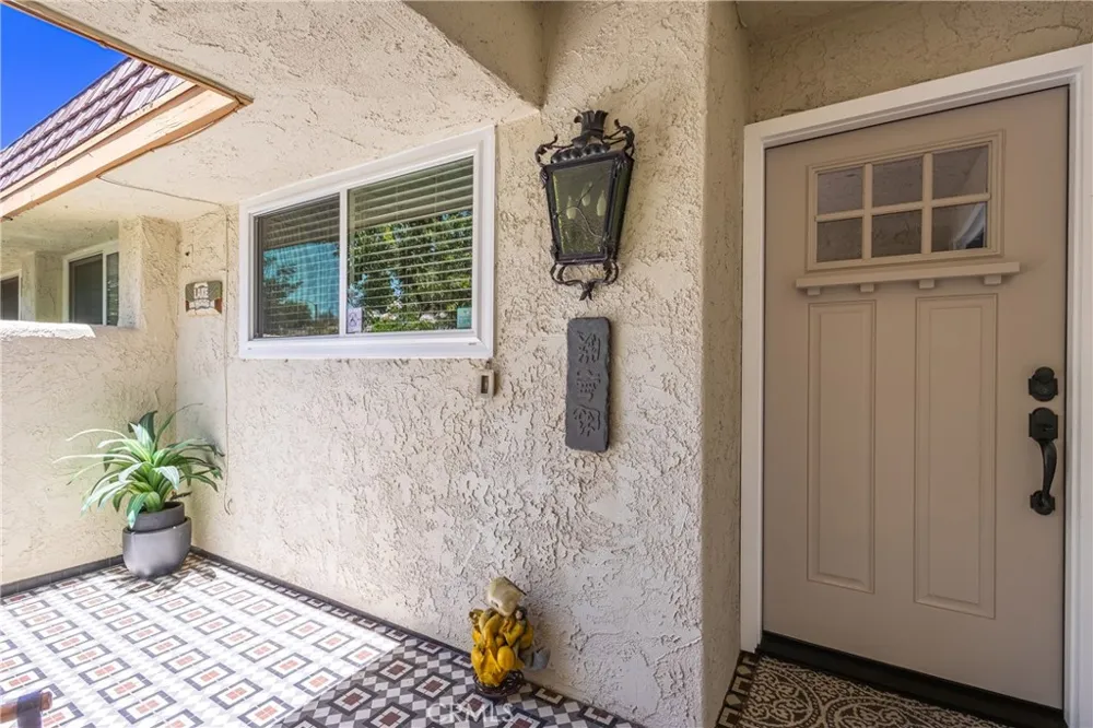 4100 Lake Harbor Lane Westlake Village, CA 91361