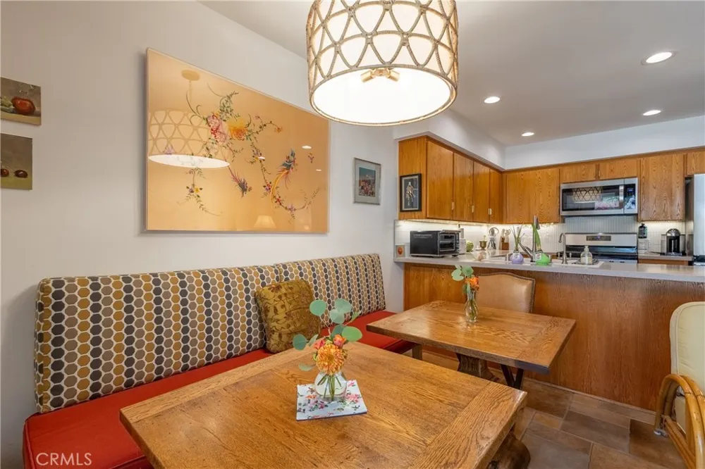 4100 Lake Harbor Lane Westlake Village, CA 91361