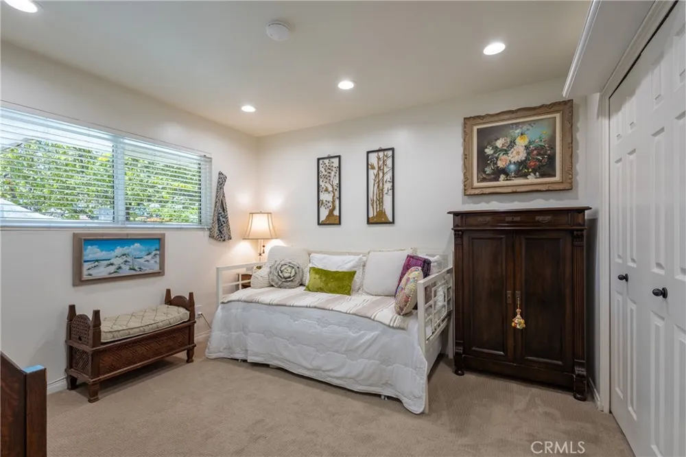 4100 Lake Harbor Lane Westlake Village, CA 91361