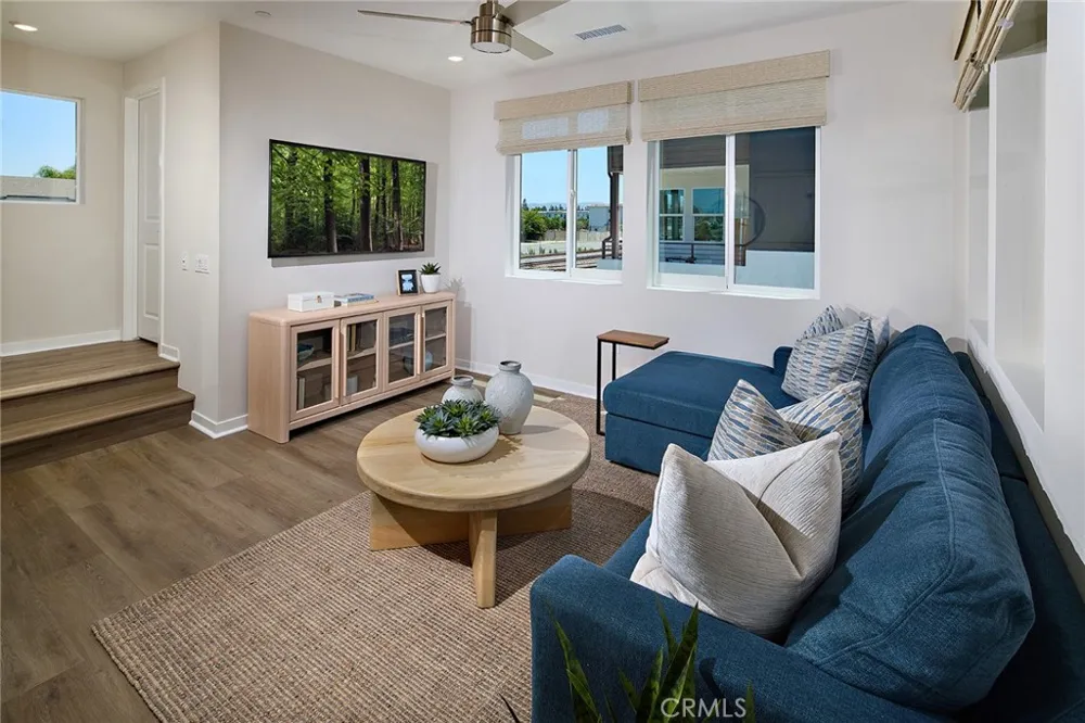 1421 E Via Acero Placentia, CA 92870