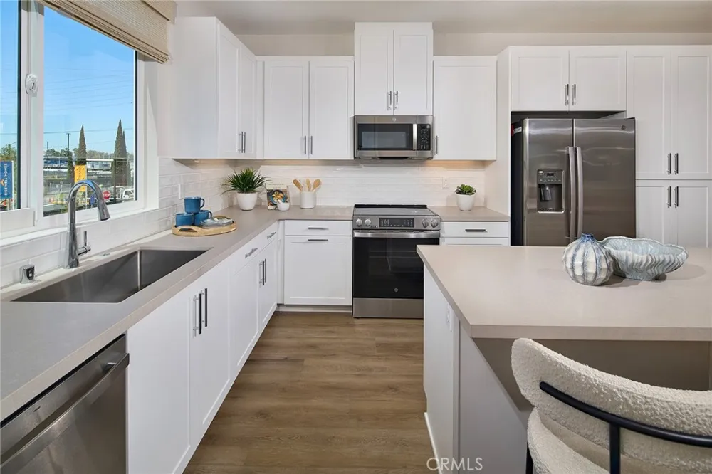 1421 E Via Acero Placentia, CA 92870