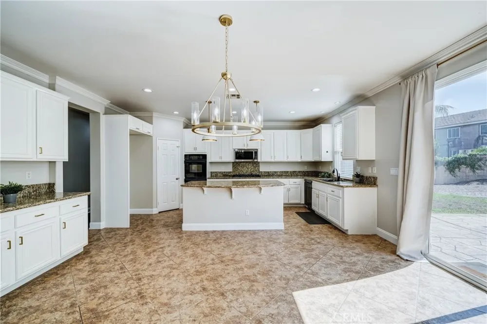 7968 Orchid Eastvale, CA 92880