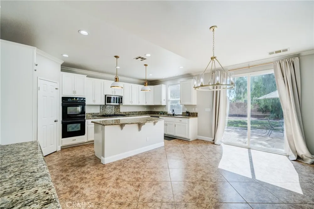 7968 Orchid Eastvale, CA 92880