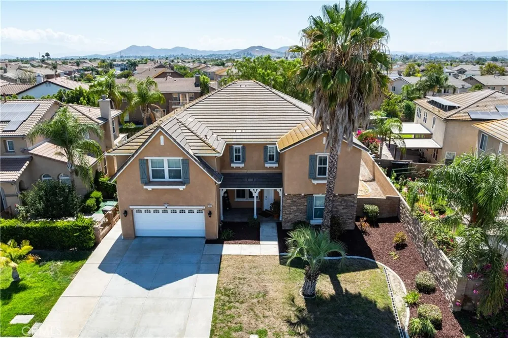 7968 Orchid Eastvale, CA 92880