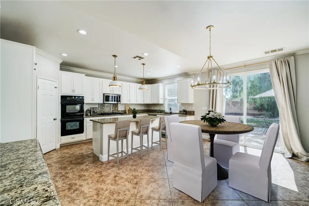 7968 Orchid Eastvale, CA 92880