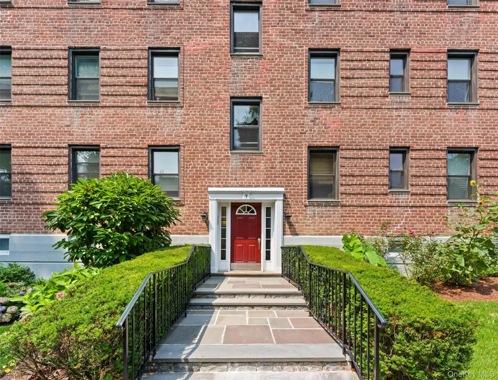 14 S Broadway #7-2B Irvington, NY 10533