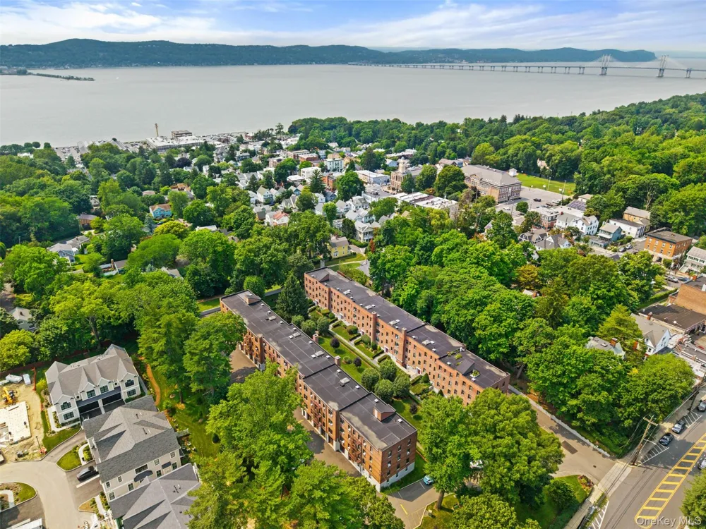14 S Broadway #7-2B Irvington, NY 10533