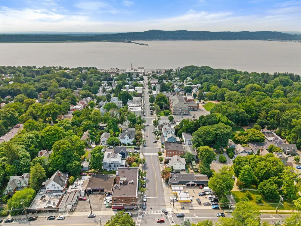 14 S Broadway #7-2B Irvington, NY 10533