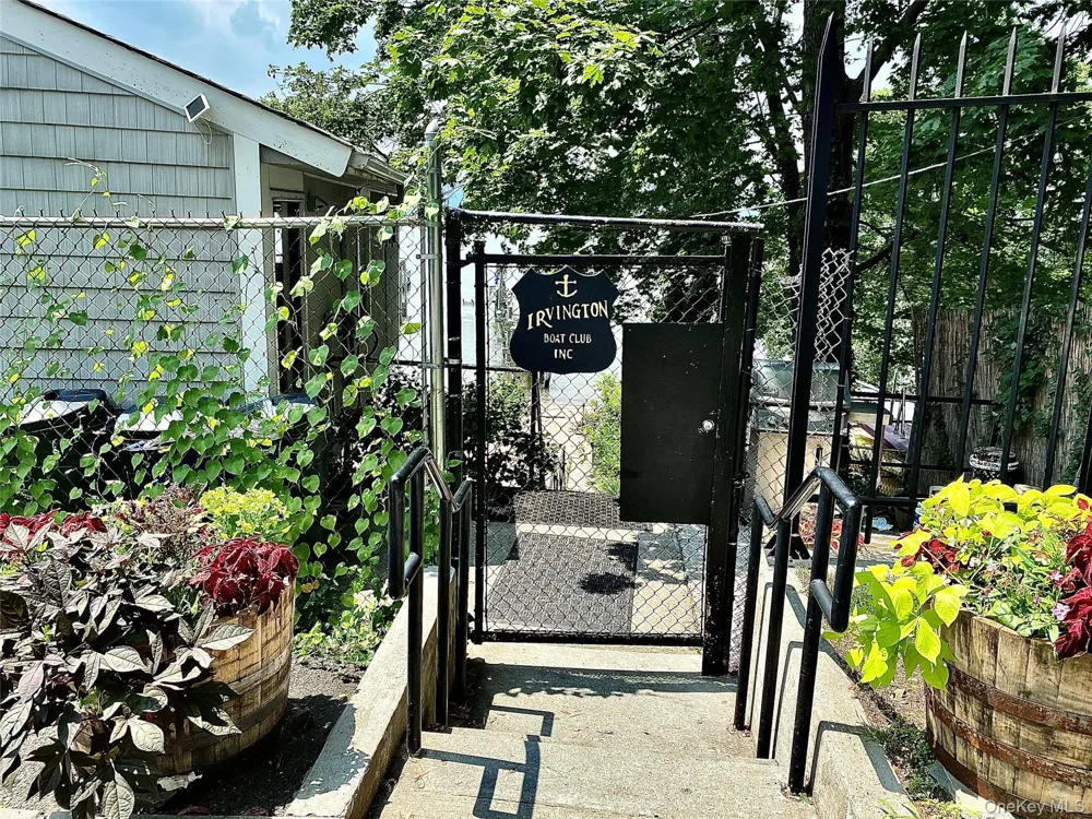 14 S Broadway #7-2B Irvington, NY 10533