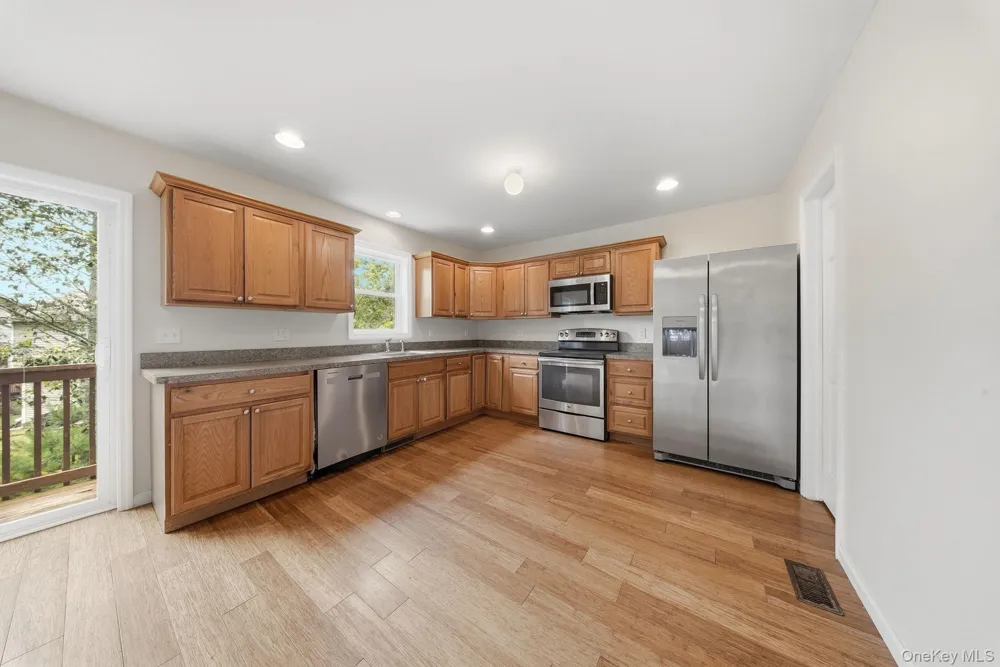 2 Deerfield Court Rock Hill, NY 12775