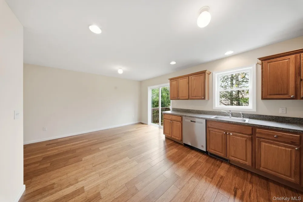 2 Deerfield Court Rock Hill, NY 12775