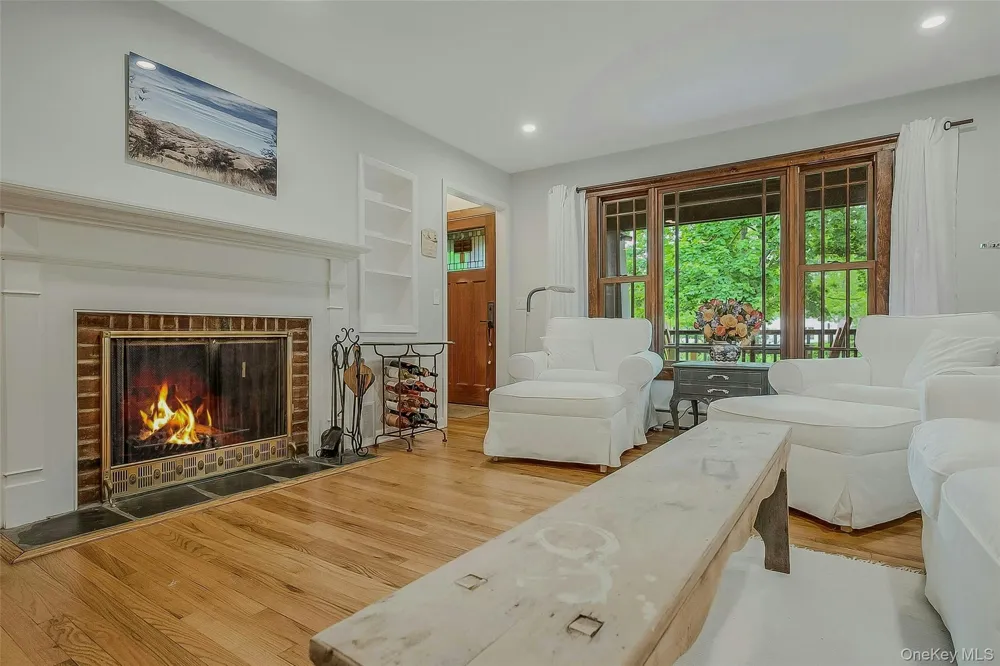 425 Maple Lane Southold, NY 11971