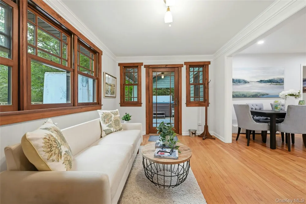 425 Maple Lane Southold, NY 11971